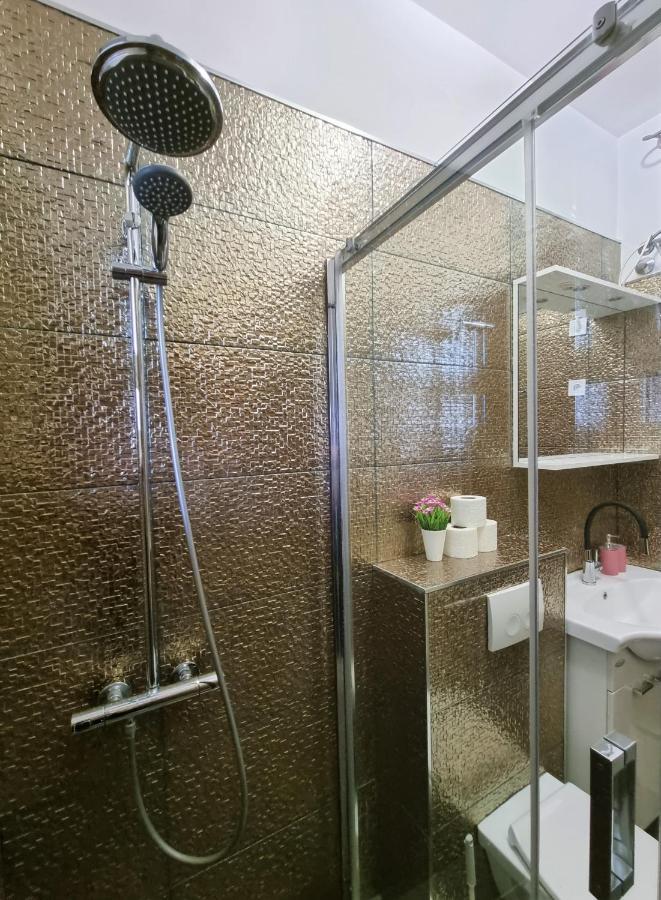 Old Town Apartment Omis Bagian luar foto