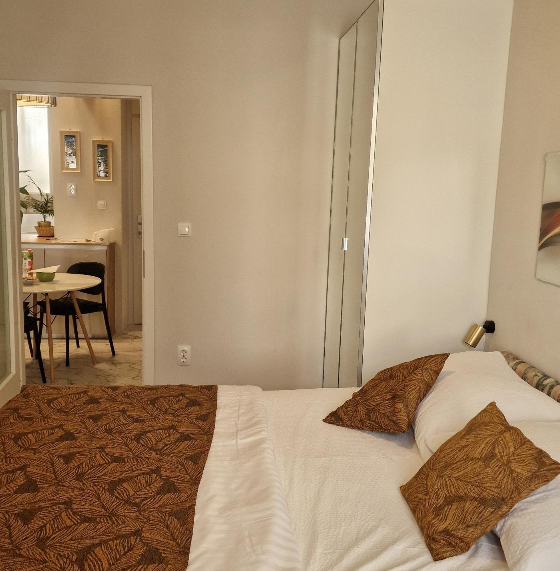 Old Town Apartment Omis Bagian luar foto